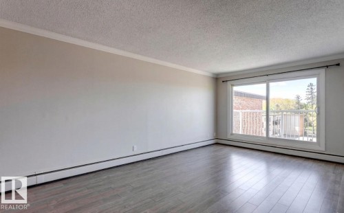 402 10330 113 Street, Edmonton, AB - Indoor Photo Showing Other Room