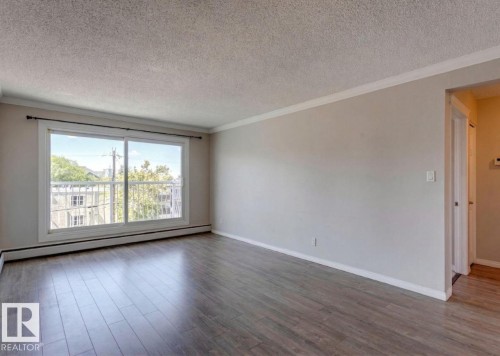 402 10330 113 Street, Edmonton, AB - Indoor Photo Showing Other Room