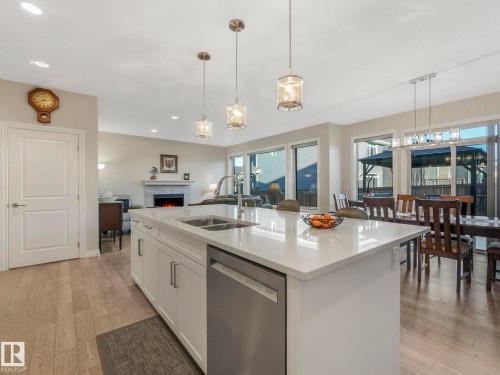 5774 Keeping Crescent, Edmonton, AB 