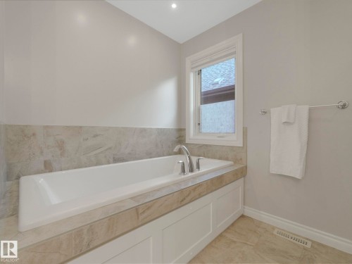 5774 Keeping Crescent, Edmonton, AB 