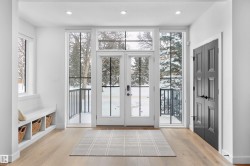 10992 128 Street  Edmonton, AB T5M 0W4