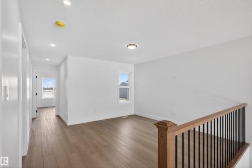 16512 34 Avenue, Edmonton, AB - Indoor Photo Showing Other Room