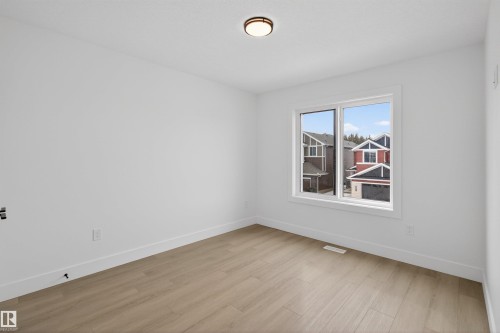 16512 34 Avenue, Edmonton, AB - Indoor Photo Showing Other Room