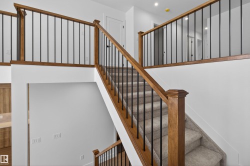 16512 34 Avenue, Edmonton, AB - Indoor Photo Showing Other Room