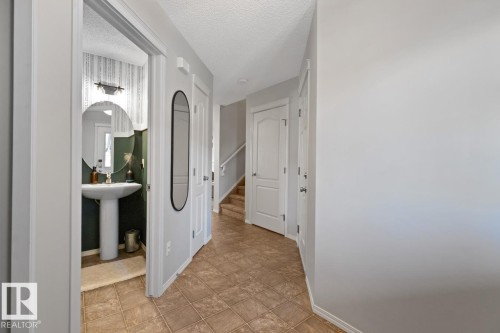 3124 16 Avenue, Edmonton, AB - Indoor Photo Showing Other Room