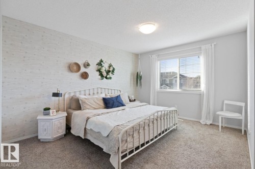 3124 16 Avenue, Edmonton, AB - Indoor Photo Showing Bedroom
