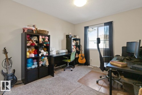 3124 16 Avenue, Edmonton, AB - Indoor Photo Showing Office