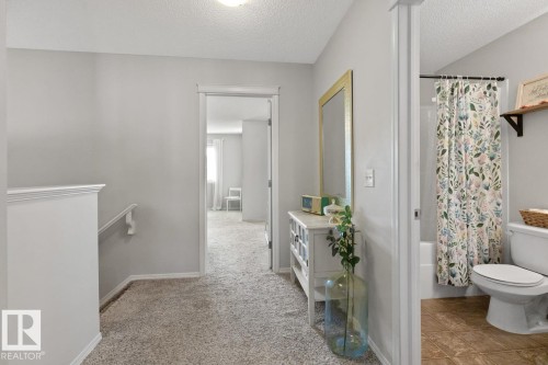 3124 16 Avenue, Edmonton, AB - Indoor Photo Showing Bathroom