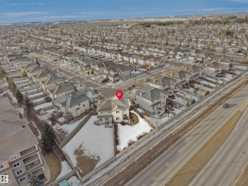 Aerial view of residential area - 11708 10 Avenue, Edmonton, AB - 