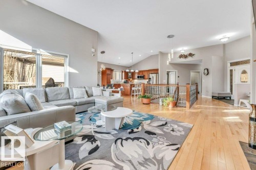 20 18343 Lessard Road, Edmonton, AB - Indoor Photo Showing Living Room
