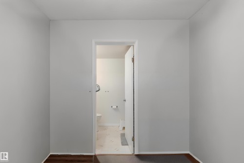 305 5005 31 Avenue, Edmonton, AB - Indoor Photo Showing Other Room