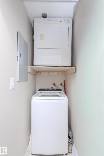 305 5005 31 Avenue, Edmonton, AB - Indoor Photo Showing Laundry Room