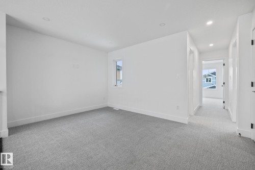 30 Blackbird Bend, Fort Saskatchewan, AB - Indoor Photo Showing Other Room