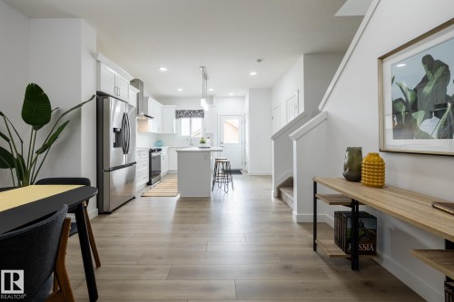 299 Elliott Wynd, Fort Saskatchewan, AB - Indoor Photo Showing Other Room