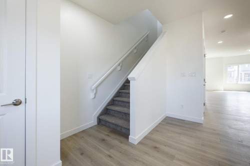 255 Elliott Wynd, Fort Saskatchewan, AB - Indoor Photo Showing Other Room