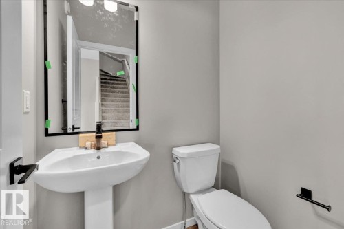 1100 Mcleod Avenue, Spruce Grove, AB - Indoor Photo Showing Bathroom