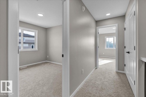 1100 Mcleod Avenue, Spruce Grove, AB - Indoor Photo Showing Other Room