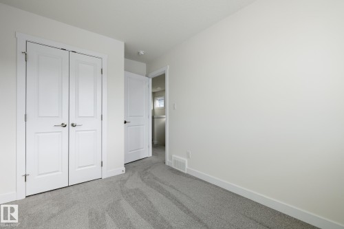 551 172 Avenue, Edmonton, AB - Indoor Photo Showing Other Room