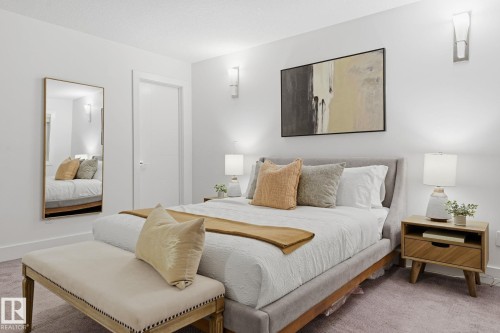 11434 71 Avenue, Edmonton, AB - Indoor Photo Showing Bedroom