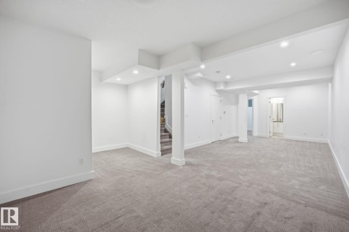 11434 71 Avenue, Edmonton, AB - Indoor Photo Showing Other Room