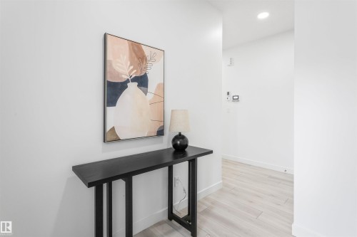 3032 197 Street, Edmonton, AB - Indoor Photo Showing Other Room