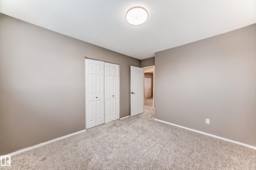 6808 149 Avenue, Edmonton, AB - Indoor Photo Showing Other Room