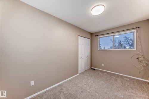 6808 149 Avenue, Edmonton, AB - Indoor Photo Showing Other Room