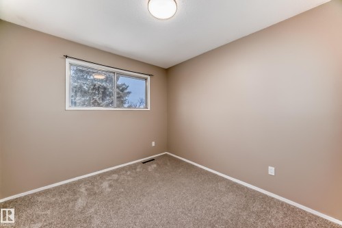 6808 149 Avenue, Edmonton, AB - Indoor Photo Showing Other Room