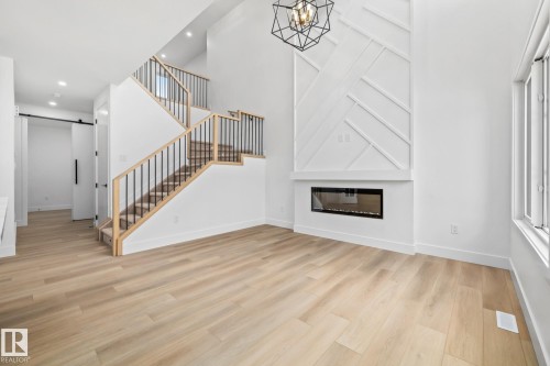 32 Blackbird Bend, Fort Saskatchewan, AB - Indoor With Fireplace