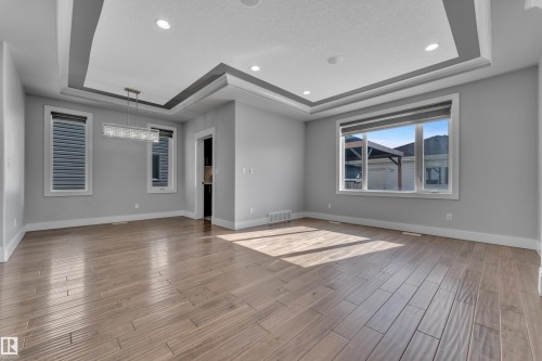 2615 21 Avenue, Edmonton, AB - Indoor Photo Showing Other Room