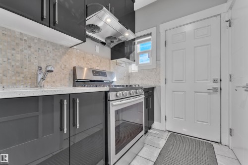 2615 21 Avenue, Edmonton, AB - Indoor