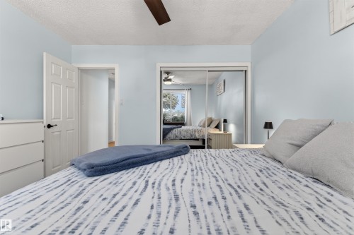 10366 148 Street, Edmonton, AB - Indoor Photo Showing Bedroom
