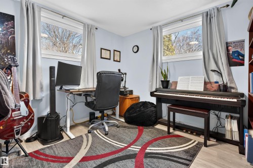 10366 148 Street, Edmonton, AB - Indoor Photo Showing Office