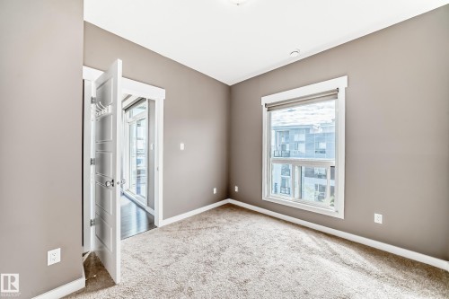 504 10518 113 Street, Edmonton, AB - Indoor Photo Showing Other Room