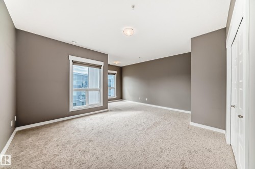 504 10518 113 Street, Edmonton, AB - Indoor Photo Showing Other Room