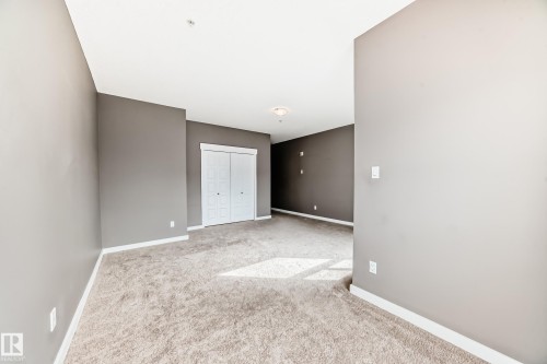 504 10518 113 Street, Edmonton, AB - Indoor Photo Showing Other Room