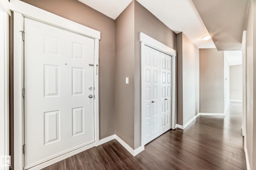 504 10518 113 Street, Edmonton, AB - Indoor Photo Showing Other Room