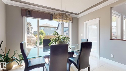 475 Allard Boulevard, Edmonton, AB - Indoor Photo Showing Dining Room