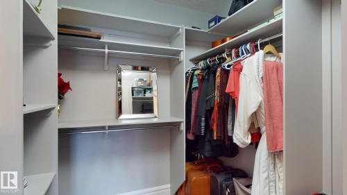 475 Allard Boulevard, Edmonton, AB - Indoor With Storage