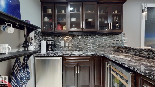 475 Allard Boulevard, Edmonton, AB - Indoor Photo Showing Kitchen With Upgraded Kitchen