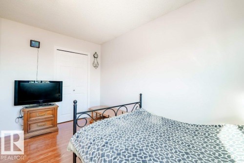 1607 80A Street, Edmonton, AB - Indoor Photo Showing Bedroom