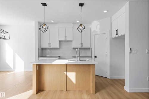 5133 53 Avenue, Calmar, AB - Indoor Photo Showing Kitchen