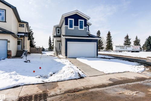 5133 53 Avenue, Calmar, AB - Outdoor With Facade
