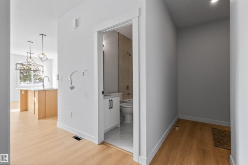 5133 53 Avenue, Calmar, AB - Indoor Photo Showing Other Room