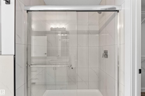 5133 53 Avenue, Calmar, AB - Indoor Photo Showing Bathroom