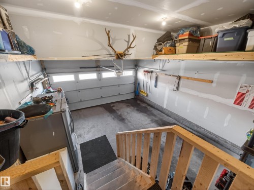 9 Prospect Place, Spruce Grove, AB - Indoor Photo Showing Garage