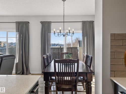 9 Prospect Place, Spruce Grove, AB - Indoor Photo Showing Dining Room