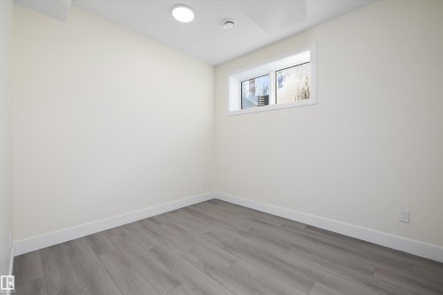Basement legal suite bedroom 2 - 8321 81Ave, Edmonton, AB - Indoor Photo Showing Other Room