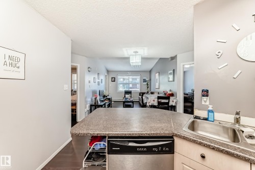422 12838 65 Street, Edmonton, AB - Indoor Photo Showing Kitchen