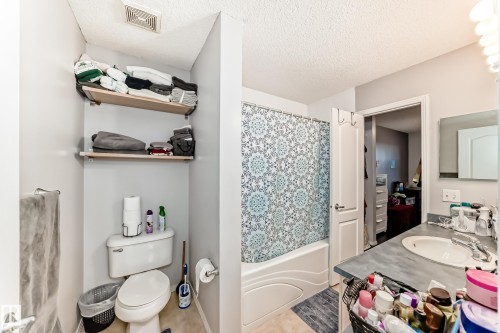 422 12838 65 Street, Edmonton, AB - Indoor Photo Showing Bathroom